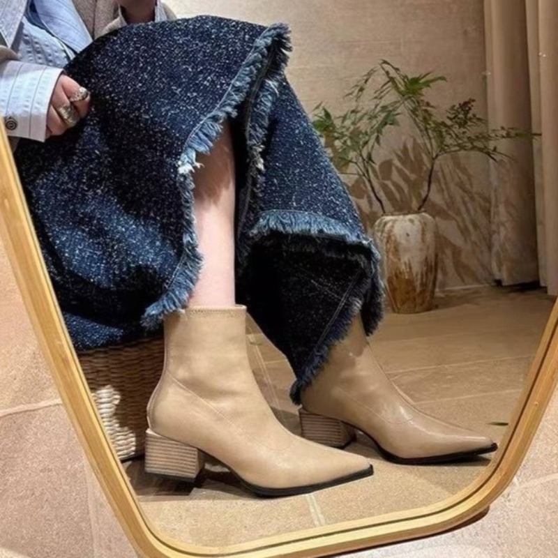 Vintage Fashion Aesthetic - 2026 스트리트 스타일 디자이너 빈티지 포인티드