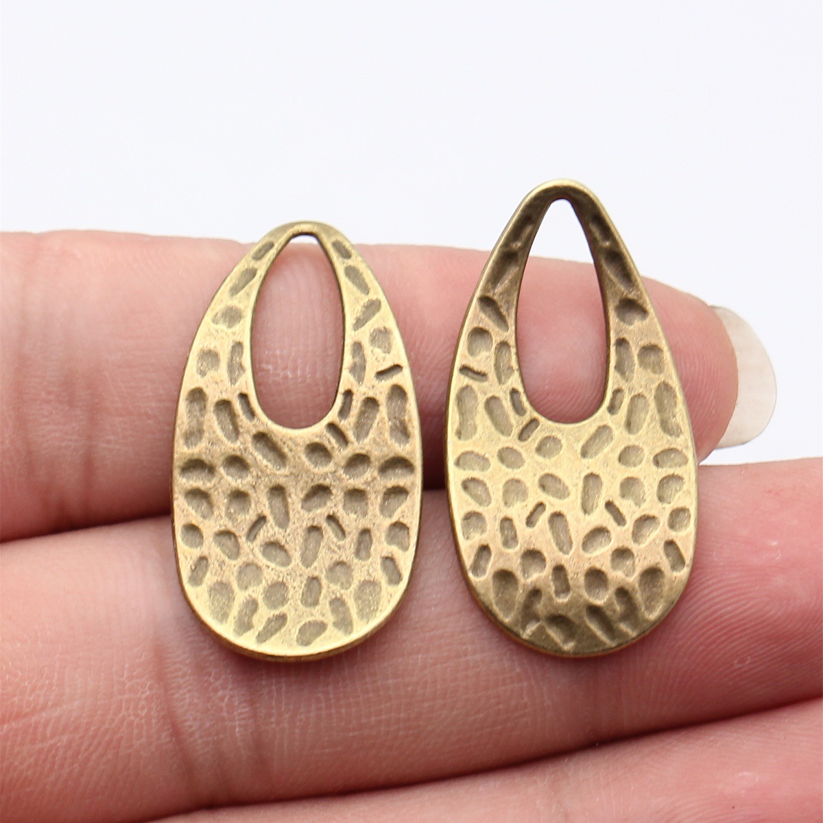 10개 34x18mm 5가지 색상 망치질 처리된 눈물방 - Vintage Fashion Words 리뷰 및 가격