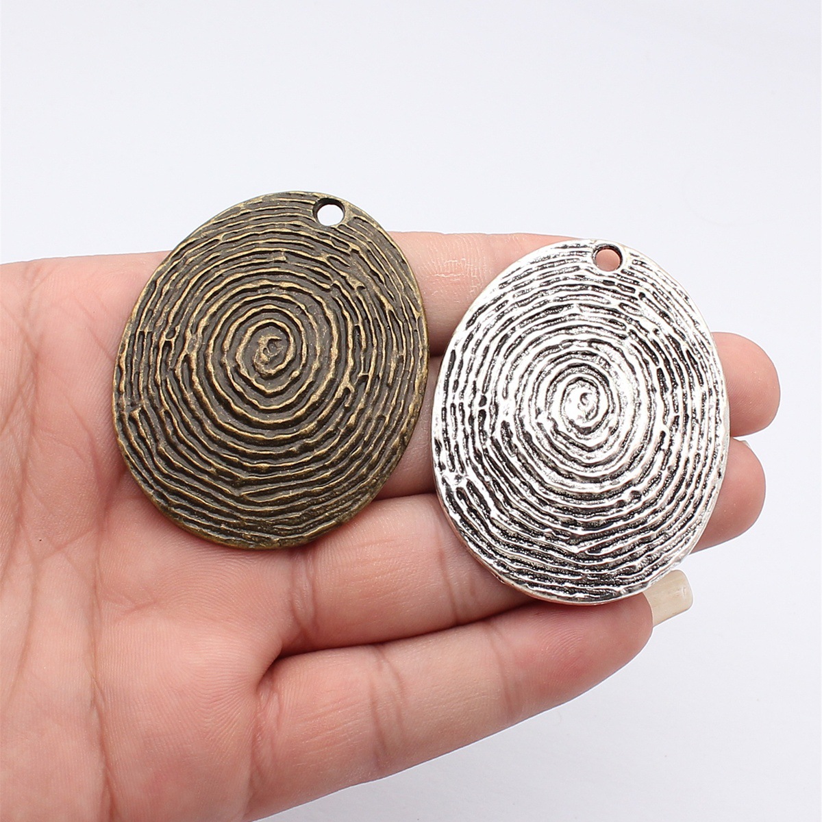 WYSIWYG 1pcs 59x47mm 2 색 골동품 청 - Vintage Fashion Words 리뷰 및 가격